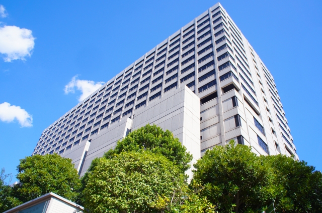 東京・名古屋など大都市は弁護士が飽和しているメインビジュアル